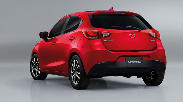Mazda2 2017 trình làng với giá từ 15.000 USD